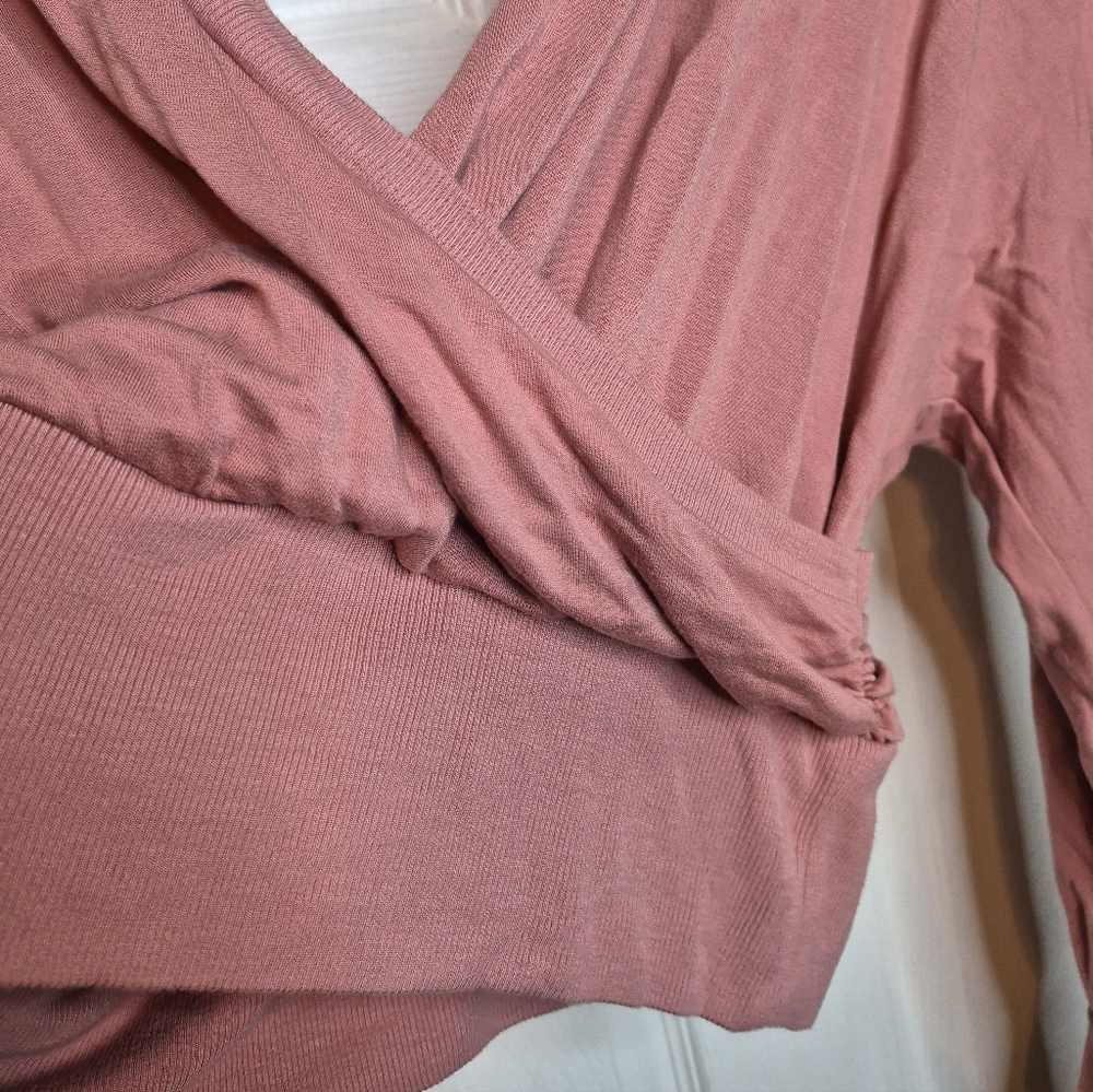 Express Dusty Rose Wrap Blouse Top Size L - Picture 6 of 9